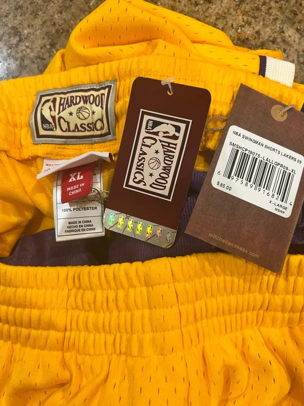 Mitchell & Ness Men's Los Angeles Lakers Swingman Shorts NWT